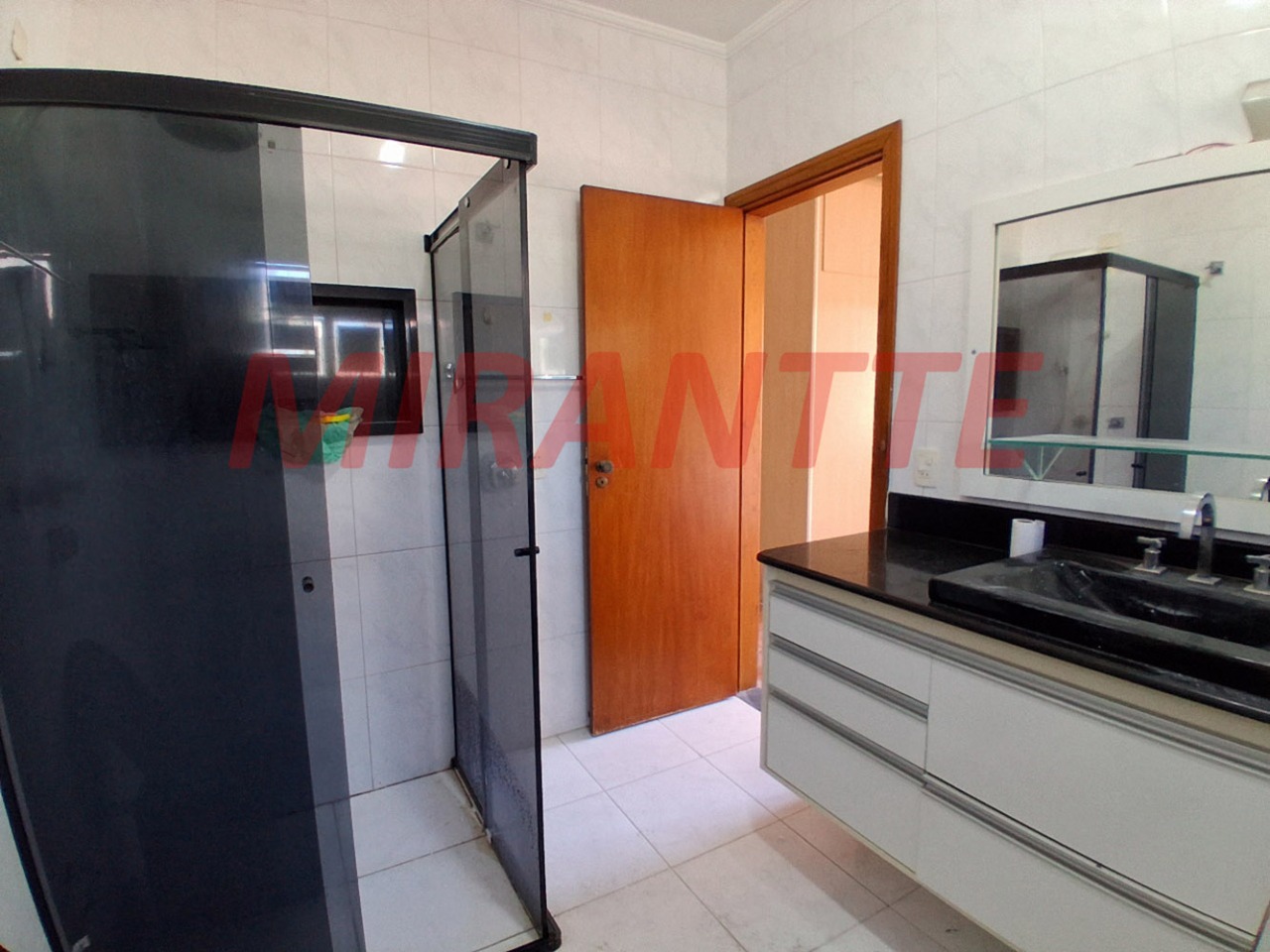 Sobrado de 274m² com 4 quartos em Vila Guilherme