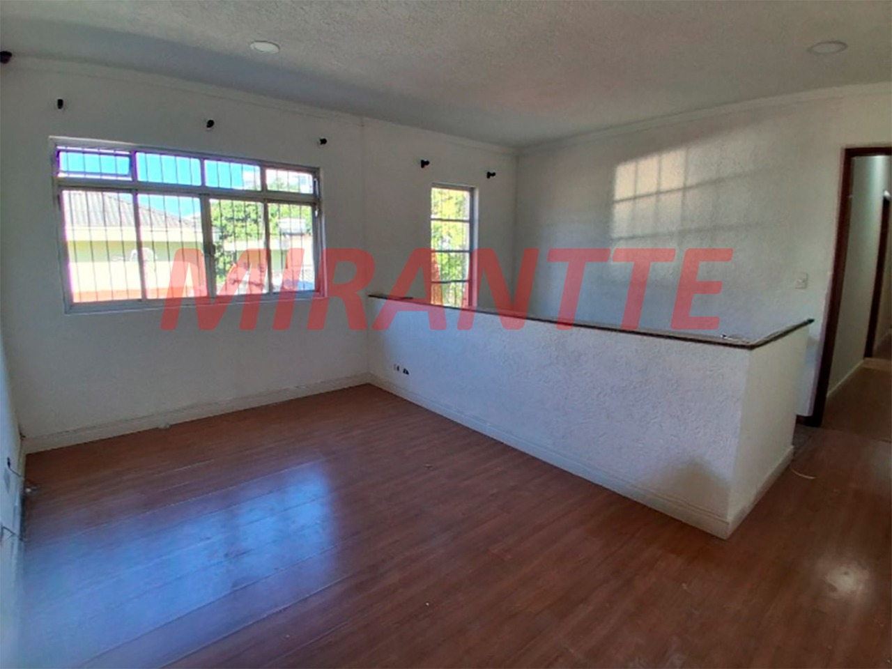 Sobrado de 274m² com 4 quartos em Vila Guilherme