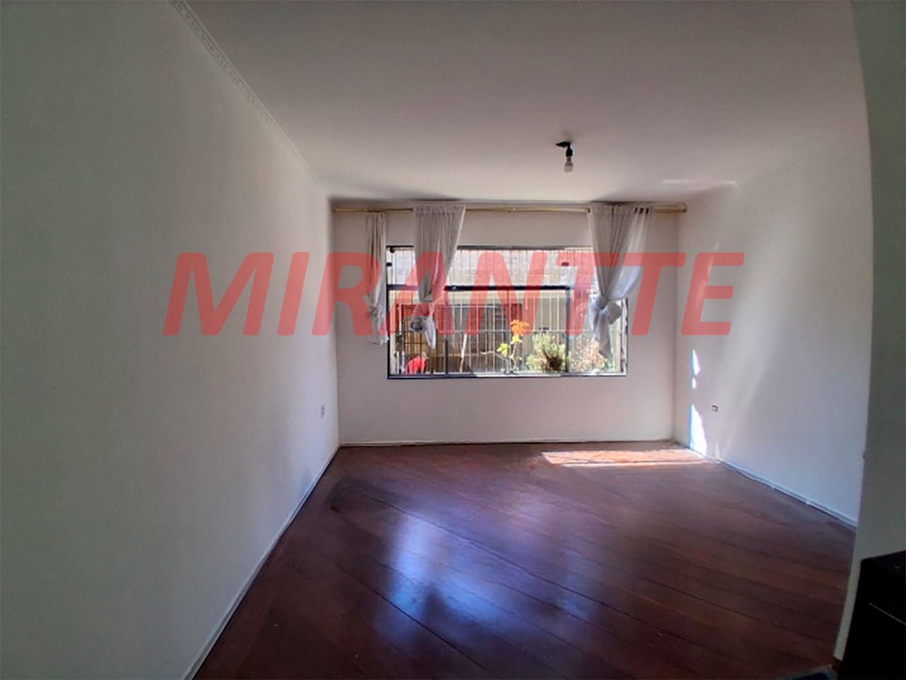 Sobrado de 274m² com 4 quartos em Vila Guilherme