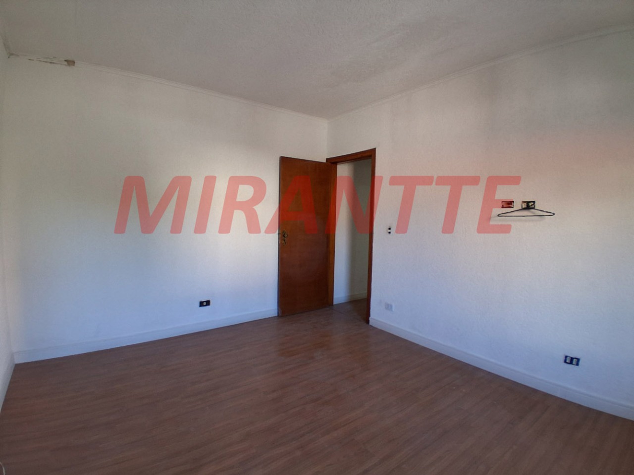 Sobrado de 274m² com 4 quartos em Vila Guilherme