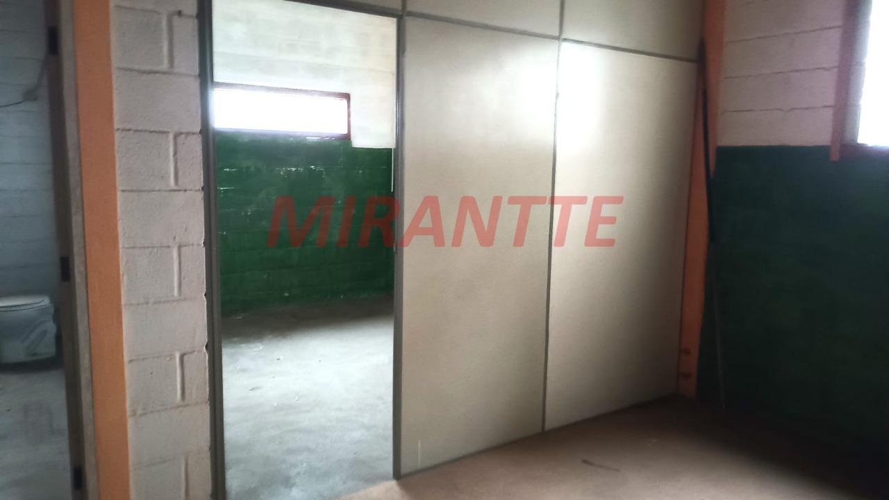 Comercial de 385m² em Samambaia