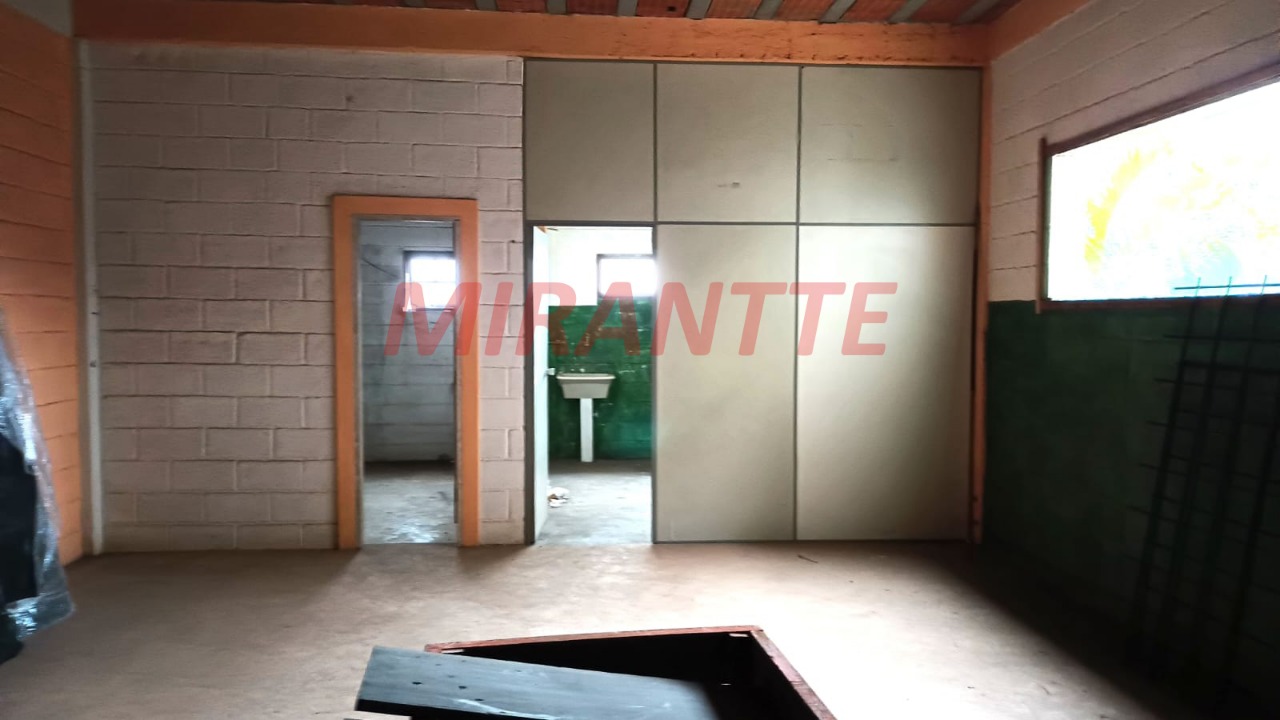 Comercial de 385m² em Samambaia
