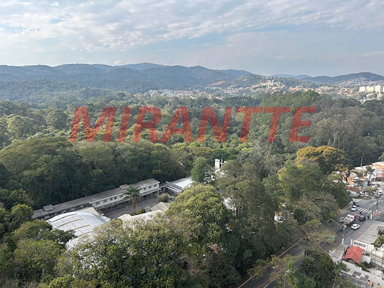 Cobertura de 130m² com 3 quartos em Horto Florestal