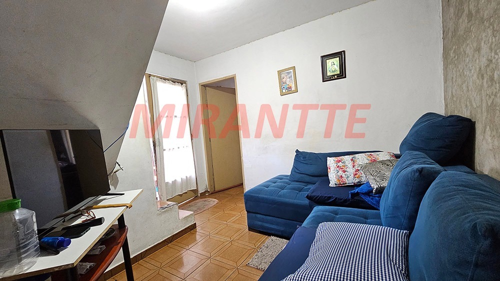 Sobrado de 200m² com 6 quartos em Parque Peruche
