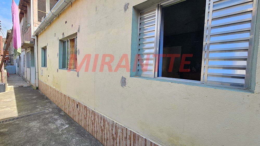 Sobrado de 200m² com 6 quartos em Parque Peruche