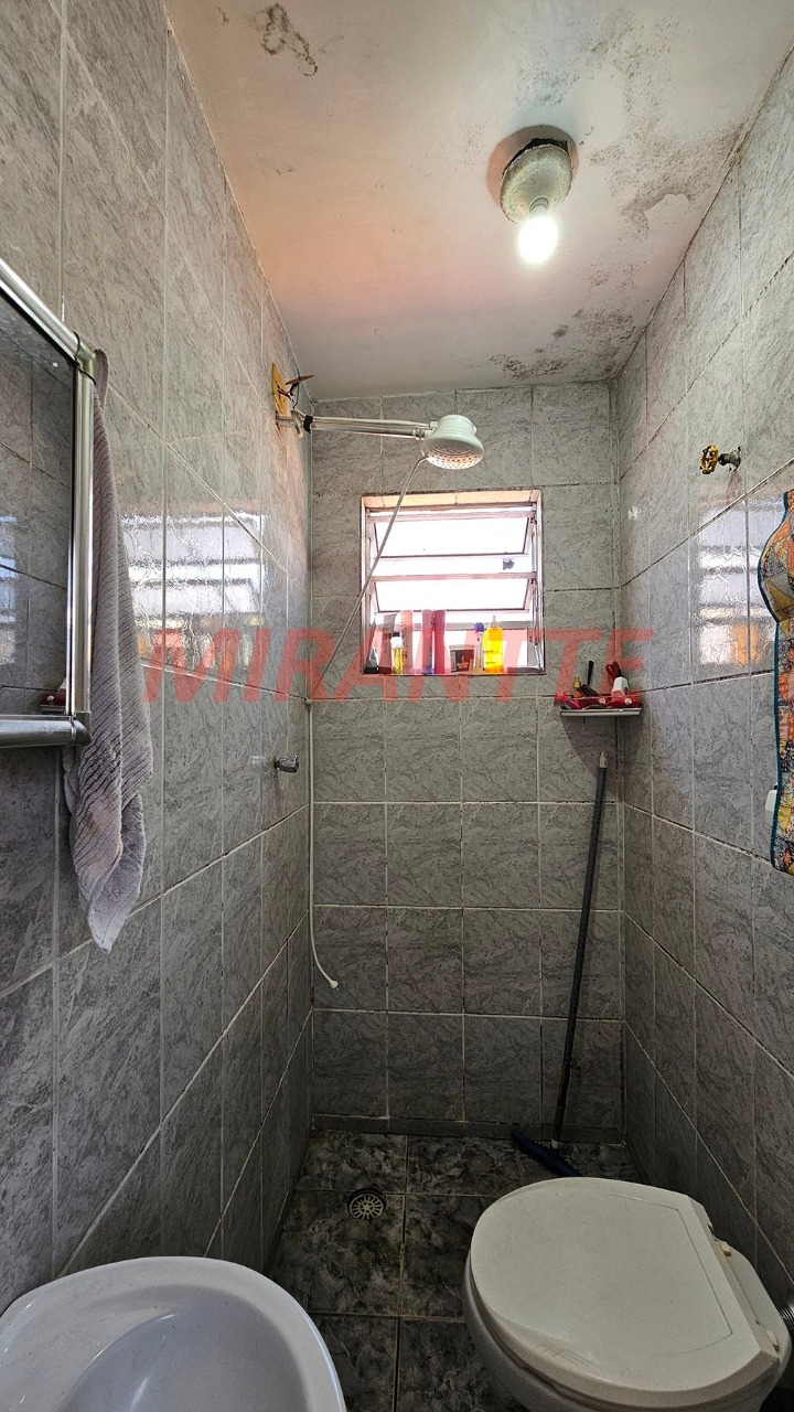 Sobrado de 200m² com 6 quartos em Parque Peruche