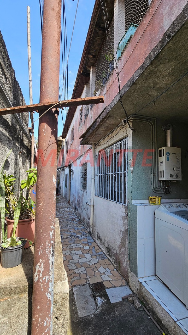 Sobrado de 200m² com 6 quartos em Parque Peruche