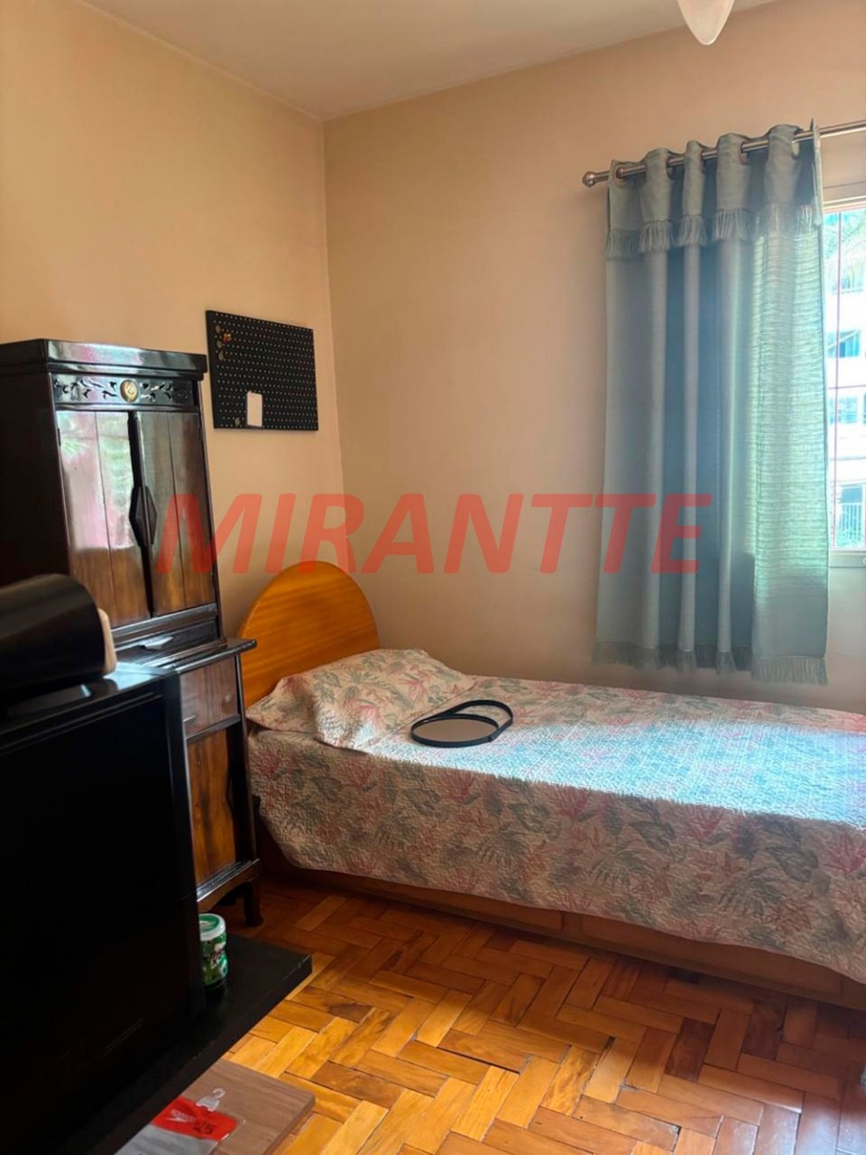 Sobrado de 103m² com 4 quartos em Conjunto Residencial Santa Terezinha