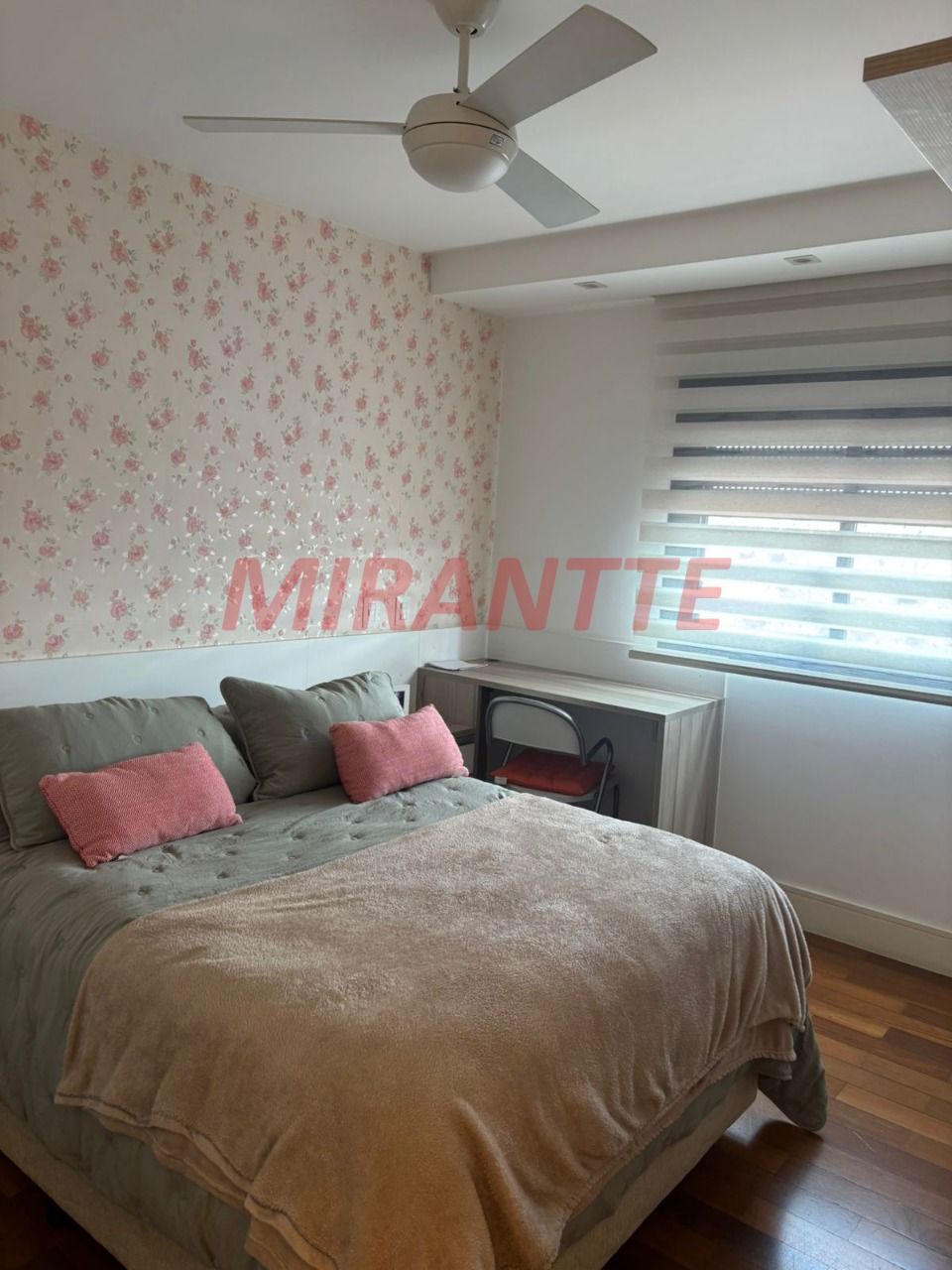 Apartamento de 120m² com 3 quartos em Santana