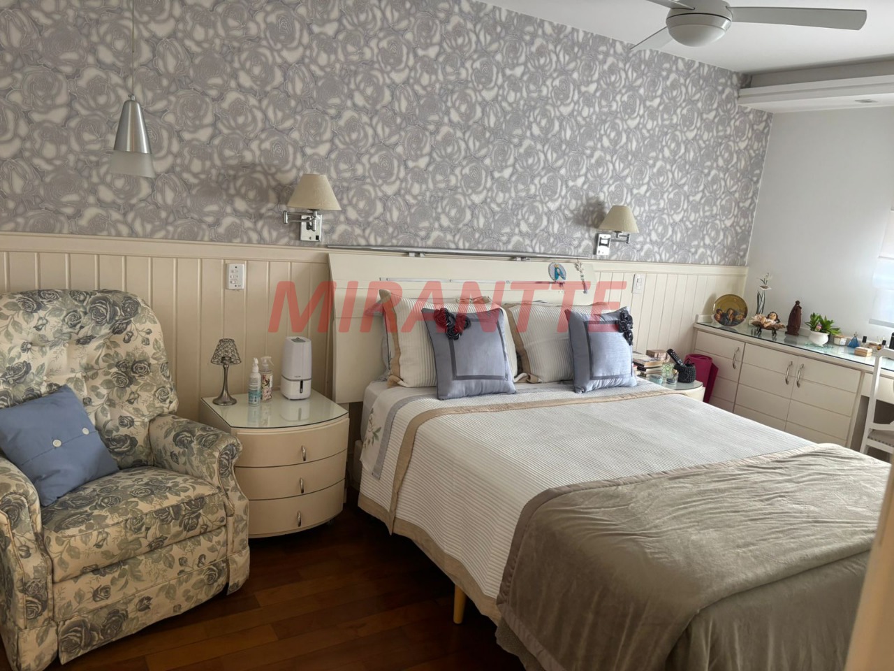 Apartamento de 120m² com 3 quartos em Santana
