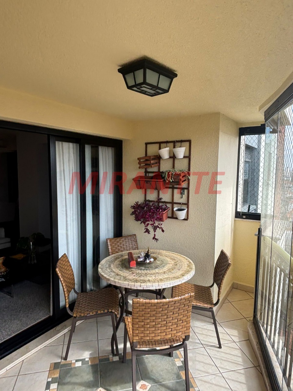 Apartamento de 120m² com 3 quartos em Santana