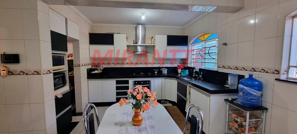 Sobrado de 185m² com 3 quartos em Jardim Joamar