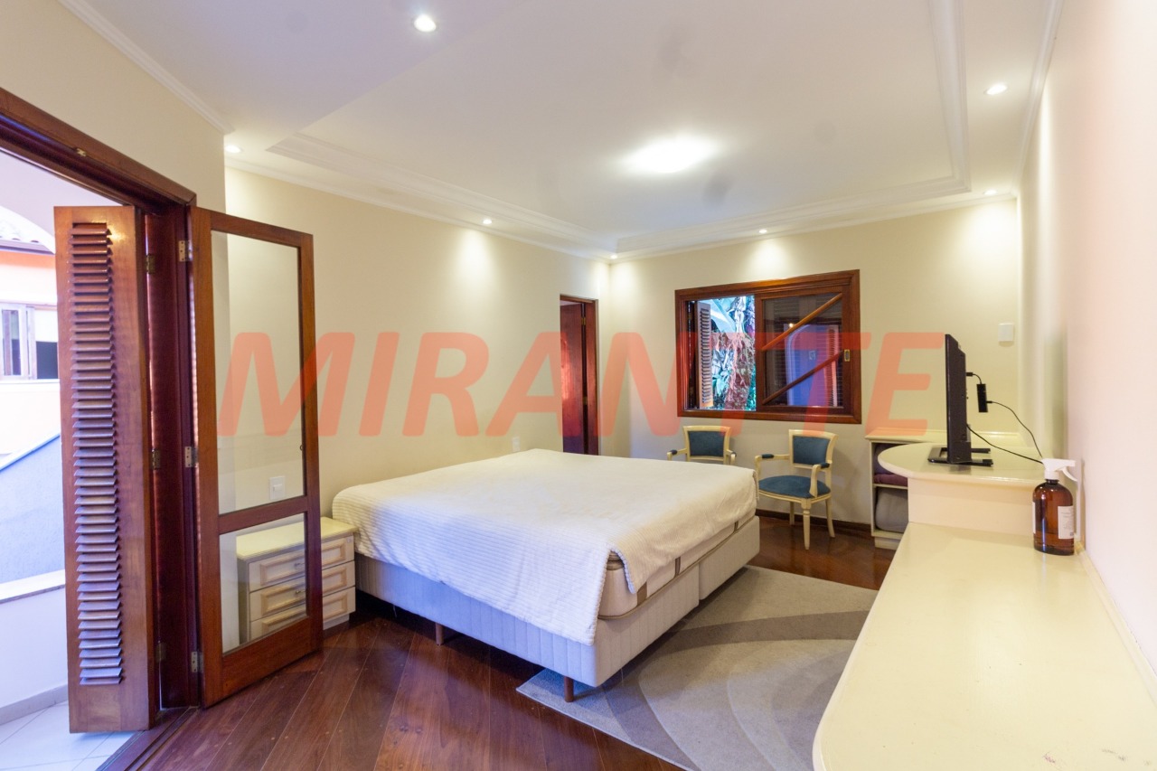 Sobrado de 300m² com 3 quartos em Tremembe