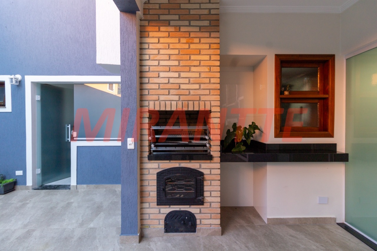 Sobrado de 300m² com 3 quartos em Tremembe