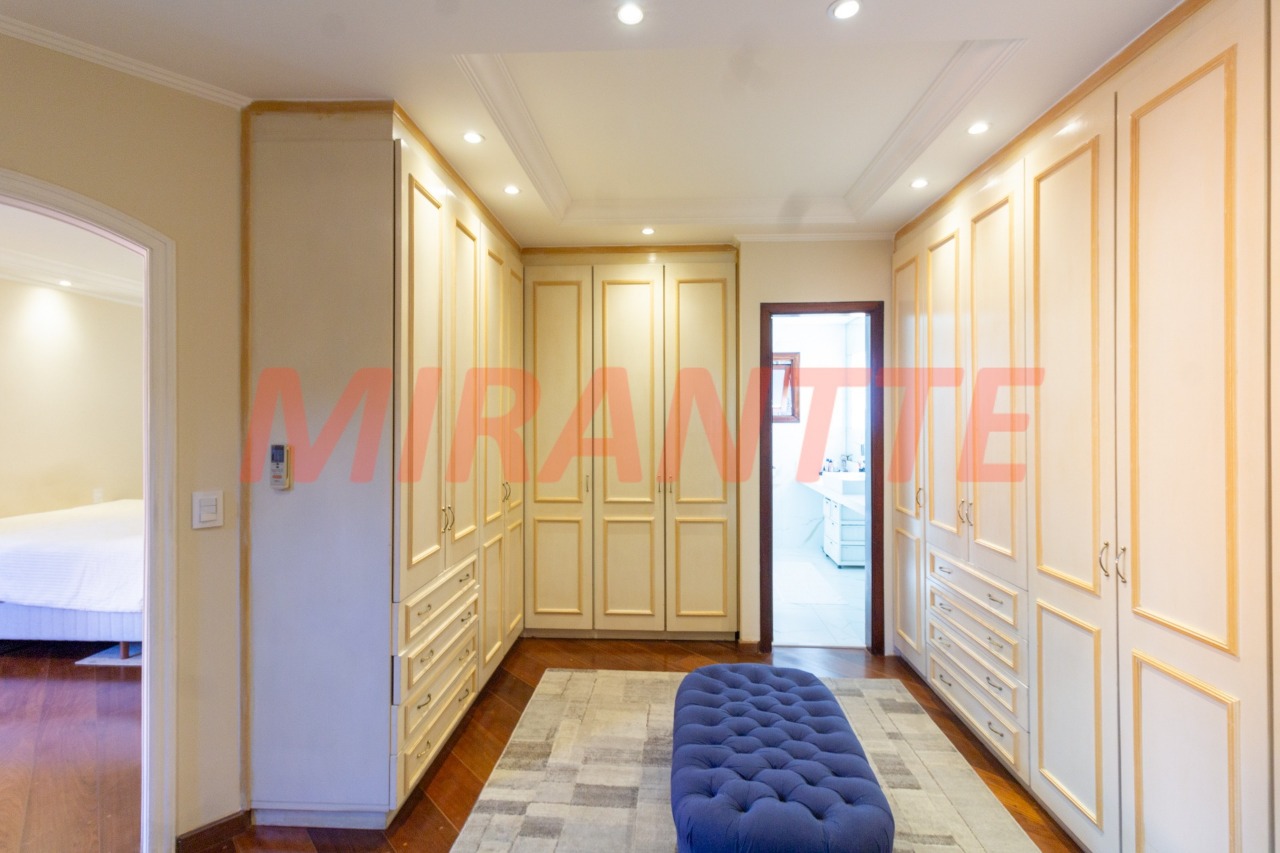 Sobrado de 300m² com 3 quartos em Tremembe
