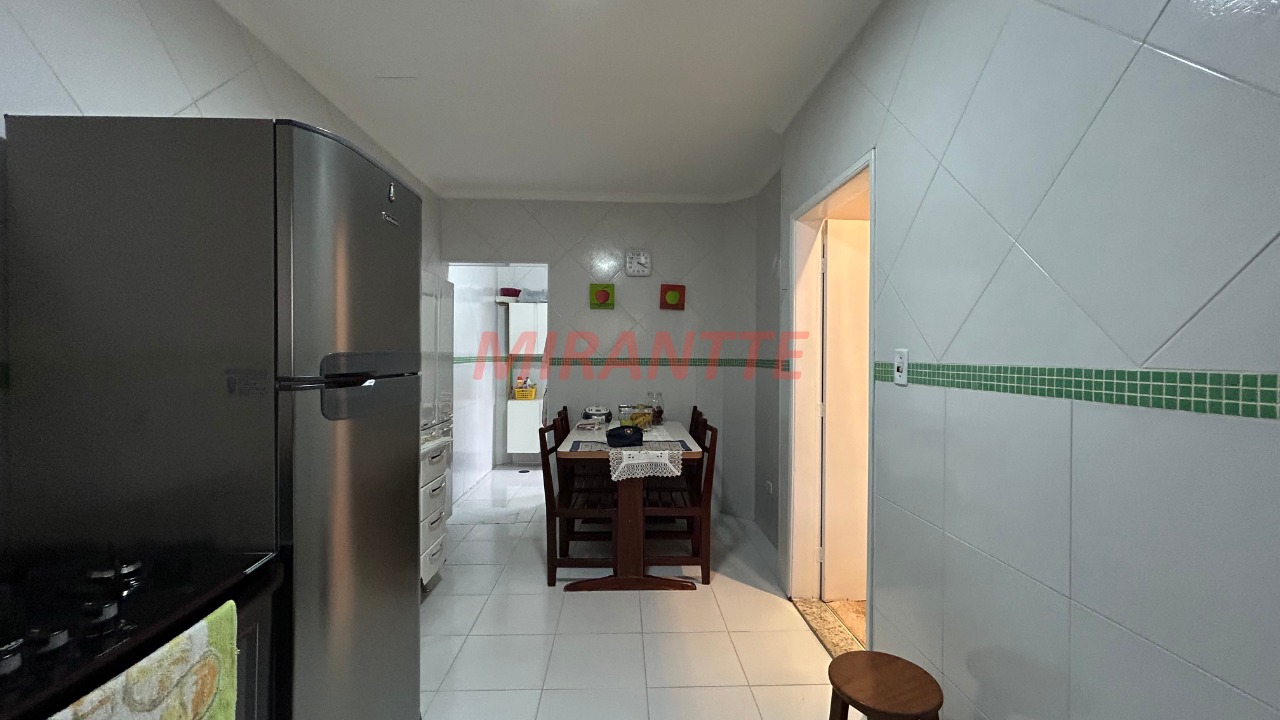 Casa terrea de 180m² com 3 quartos em Chora Menino