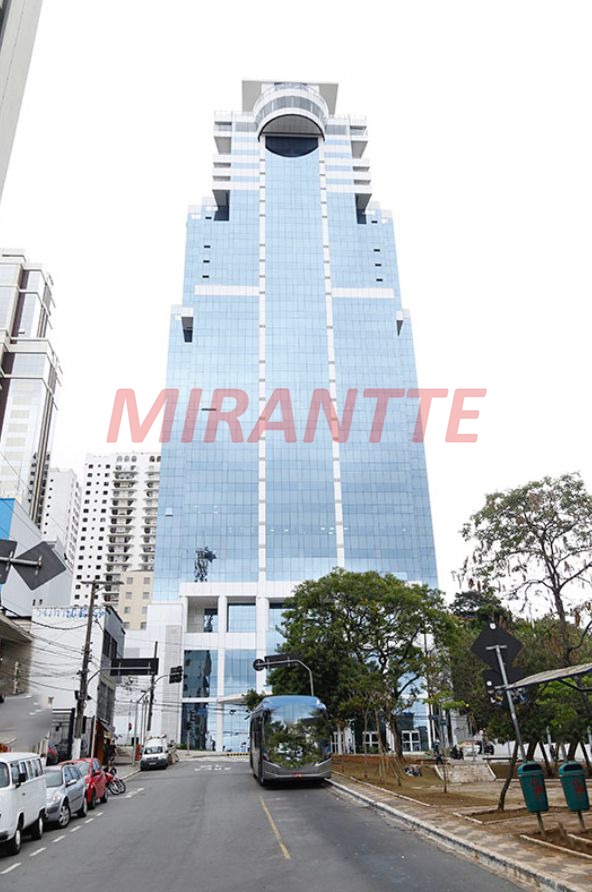 Comercial de 300m² em Santana