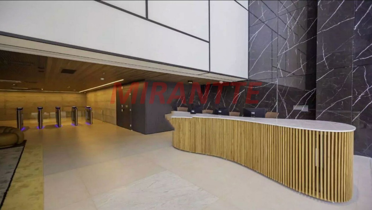Comercial de 450m² em Santana