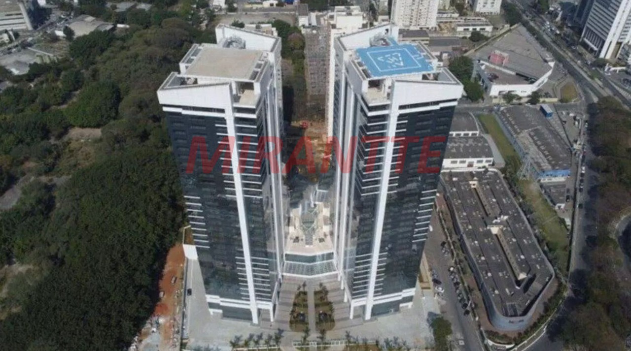 Comercial de 450m² em Santana