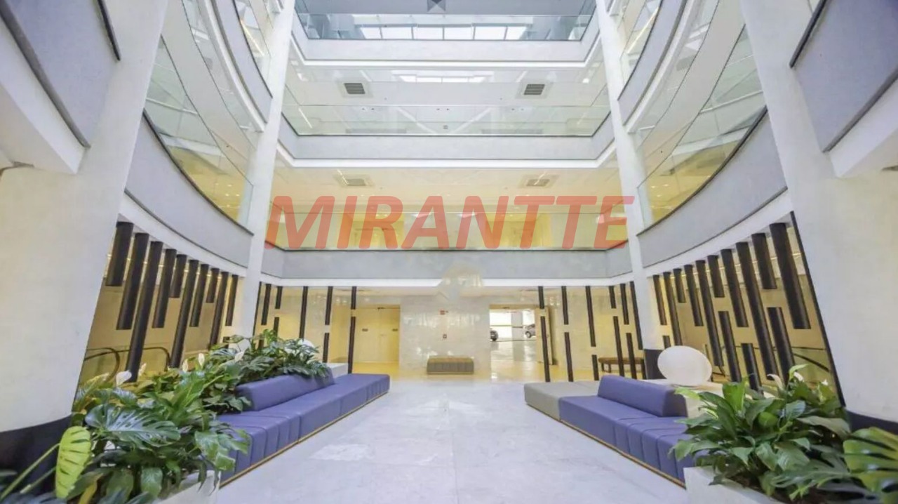 Comercial de 450m² em Santana