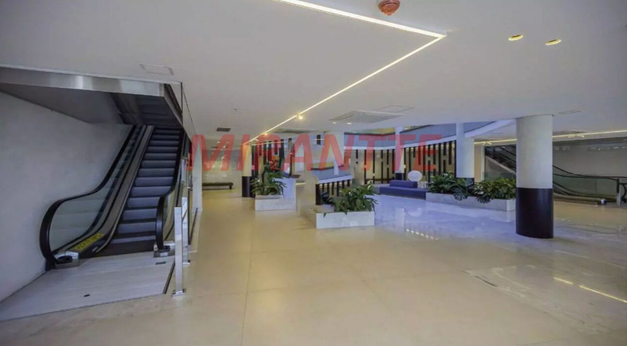 Comercial de 450m² em Santana
