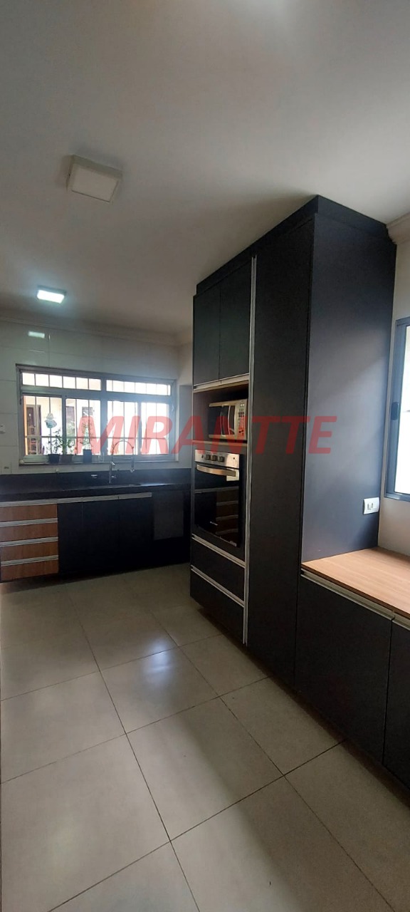 Sobrado de 175m² com 3 quartos em Limão
