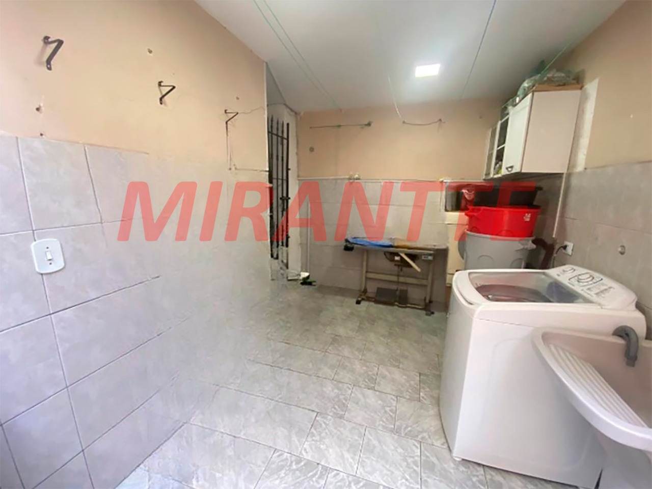 Sobrado de 156m² com 3 quartos em Parada Inglesa