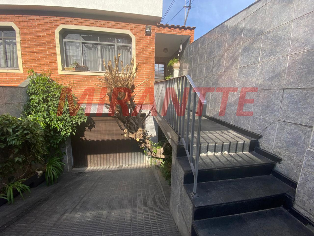 Sobrado de 156m² com 3 quartos em Parada Inglesa