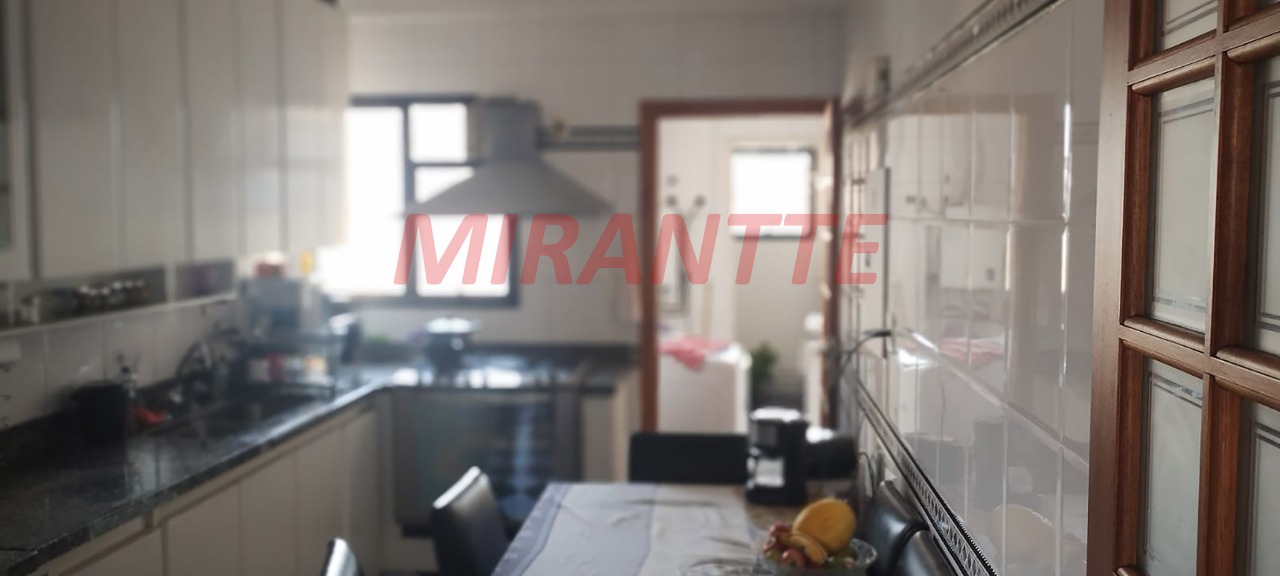 Apartamento de 140m² com 3 quartos em Santana