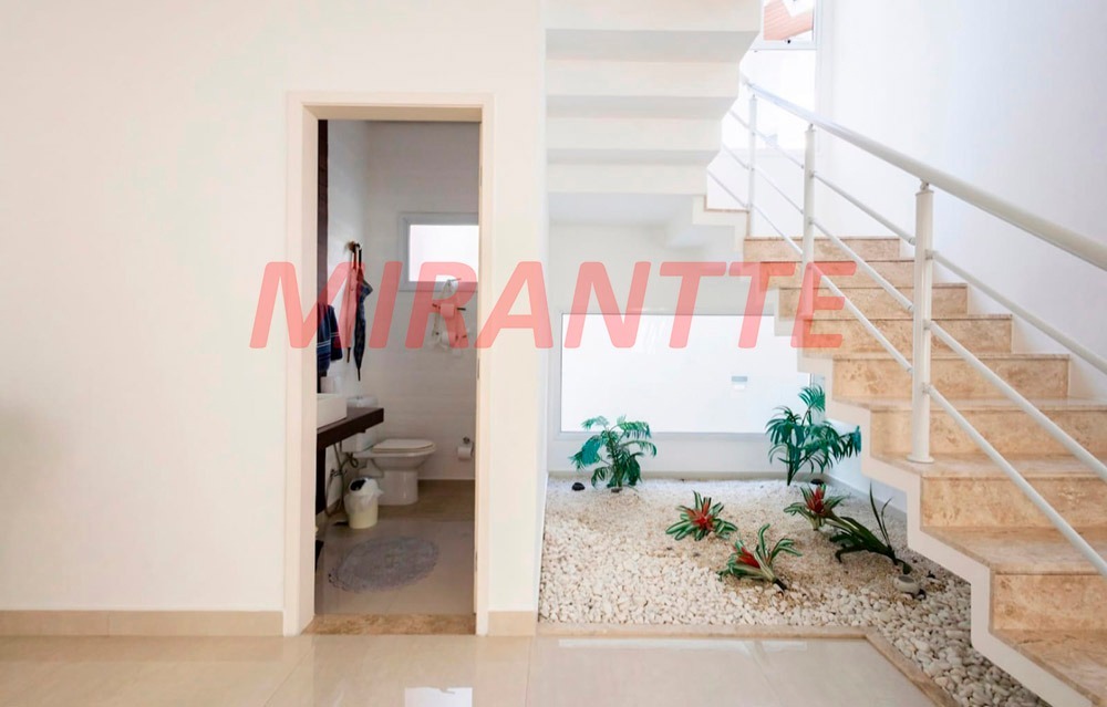 Cond. fechado de 324m² com 6 quartos em Riviera