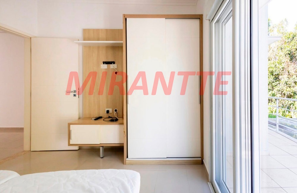 Cond. fechado de 324m² com 6 quartos em Riviera