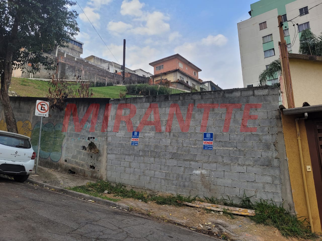 Terreno de 0m² em Vila Pereira Barreto