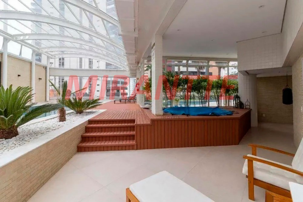 Apartamento de 366m² com 4 quartos em Alto da Lapa