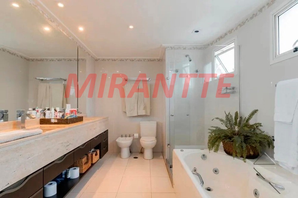 Apartamento de 366m² com 4 quartos em Alto da Lapa