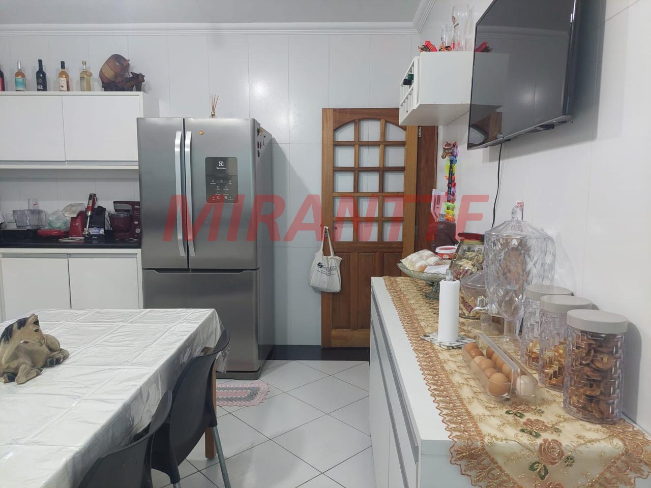 Sobrado de 376m² com 6 quartos em Pedra Branca