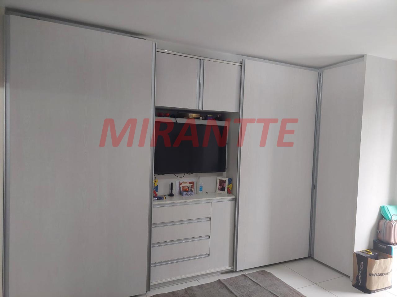 Sobrado de 376m² com 6 quartos em Pedra Branca