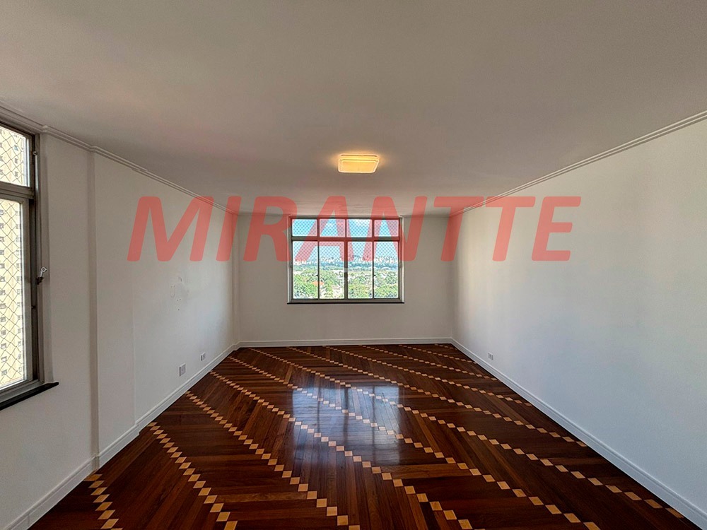 Apartamento de 135m² com 3 quartos em Santana