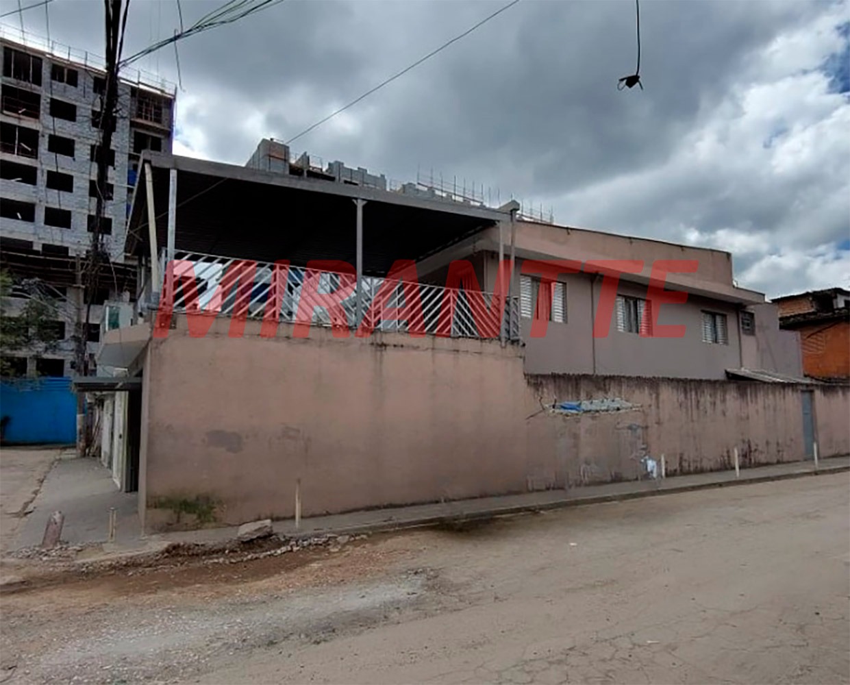 Sobrado de 200m² com 4 quartos em Vila Nova Cachoeirinha
