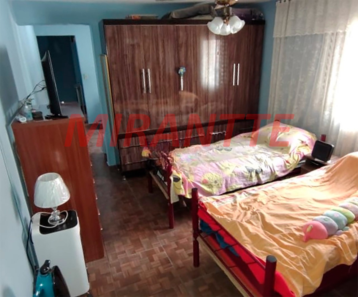 Sobrado de 200m² com 4 quartos em Vila Nova Cachoeirinha