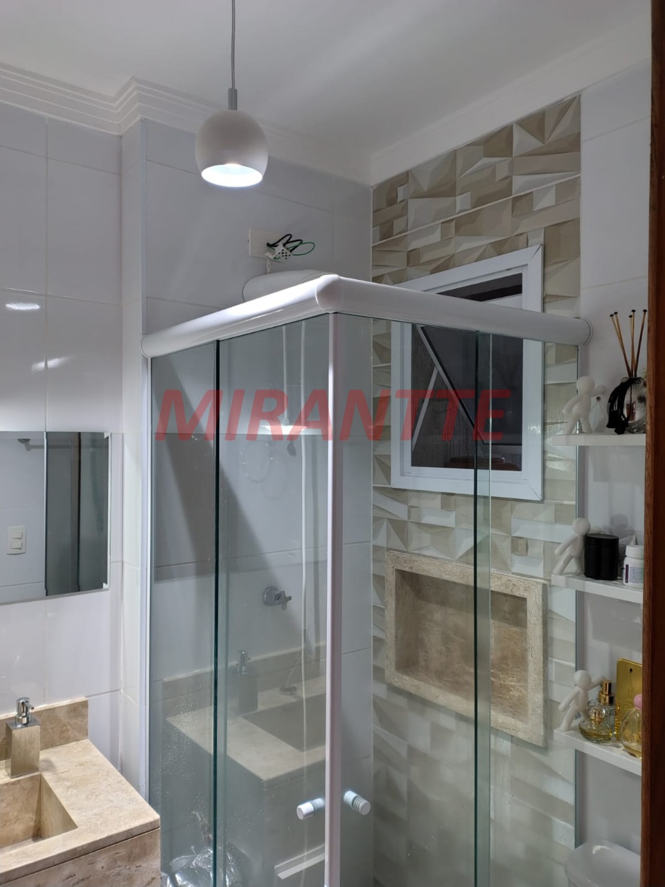 Cond. fechado de 55m² com 2 quartos em Vila Nivi