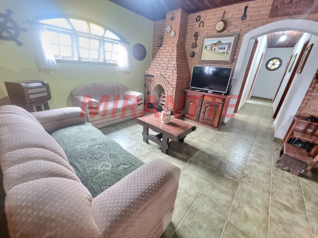 Cond. fechado de 159.9m² com 3 quartos em Canjica (Terra Preta)