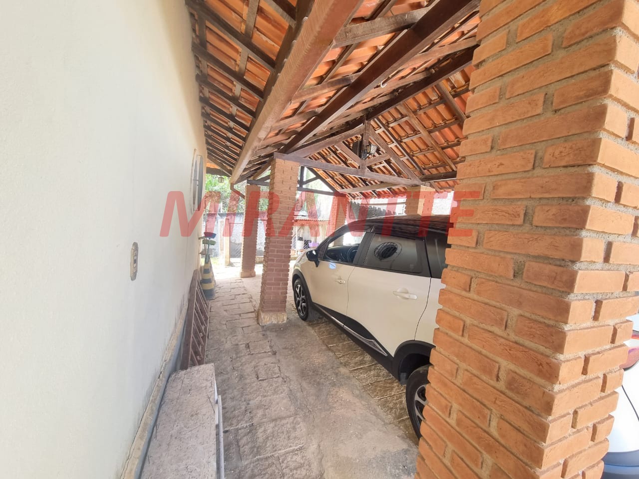 Cond. fechado de 159.9m² com 3 quartos em Canjica (Terra Preta)