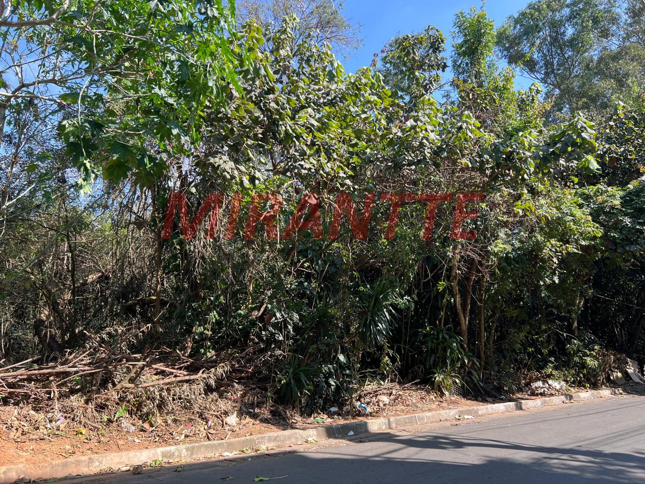 Terreno de 0m² em Recreio São Jorge