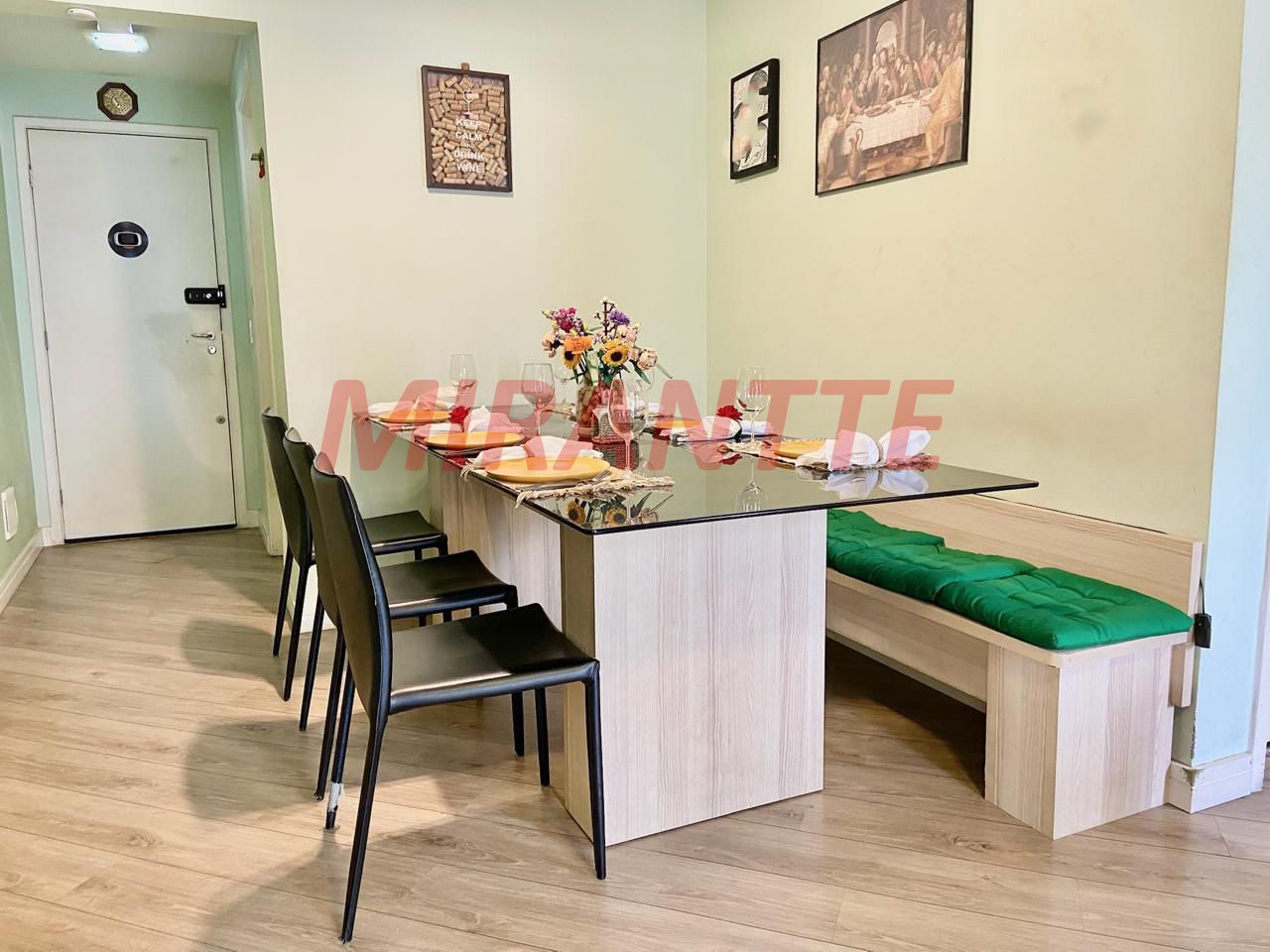 Apartamento de 75m² com 2 quartos em Vila Augusta