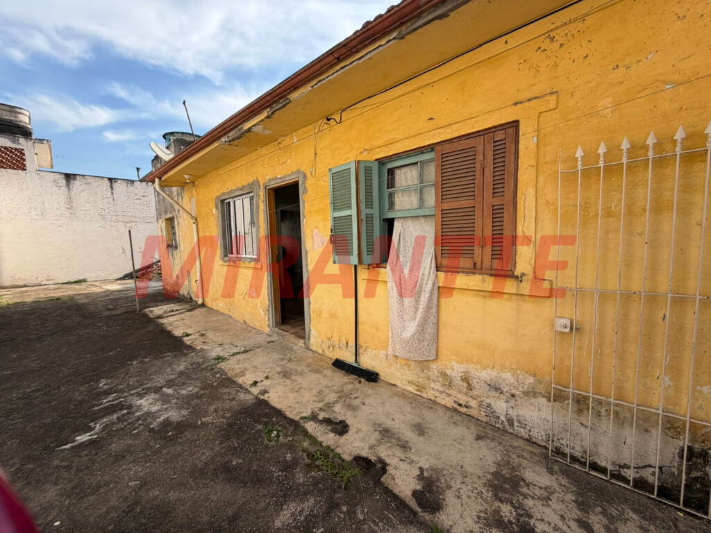 Terreno de 320m² em Parque Peruche