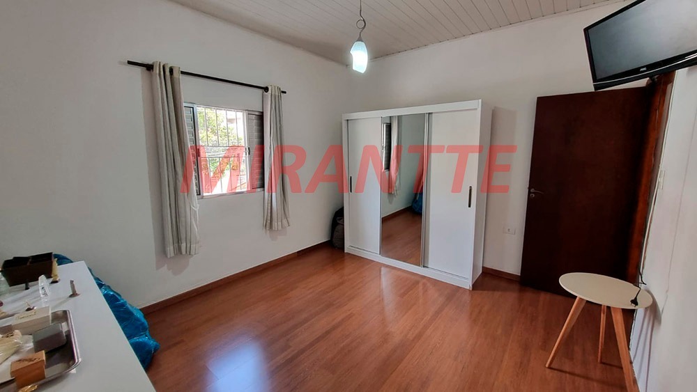 Sobrado de 107m² com 3 quartos em Água Fria