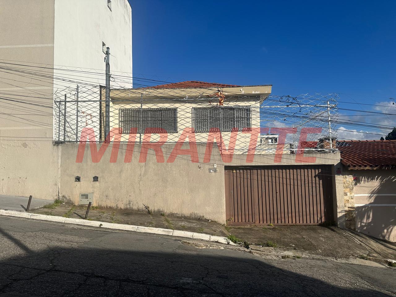 Sobrado de 420m² com 4 quartos em Vila Dalila