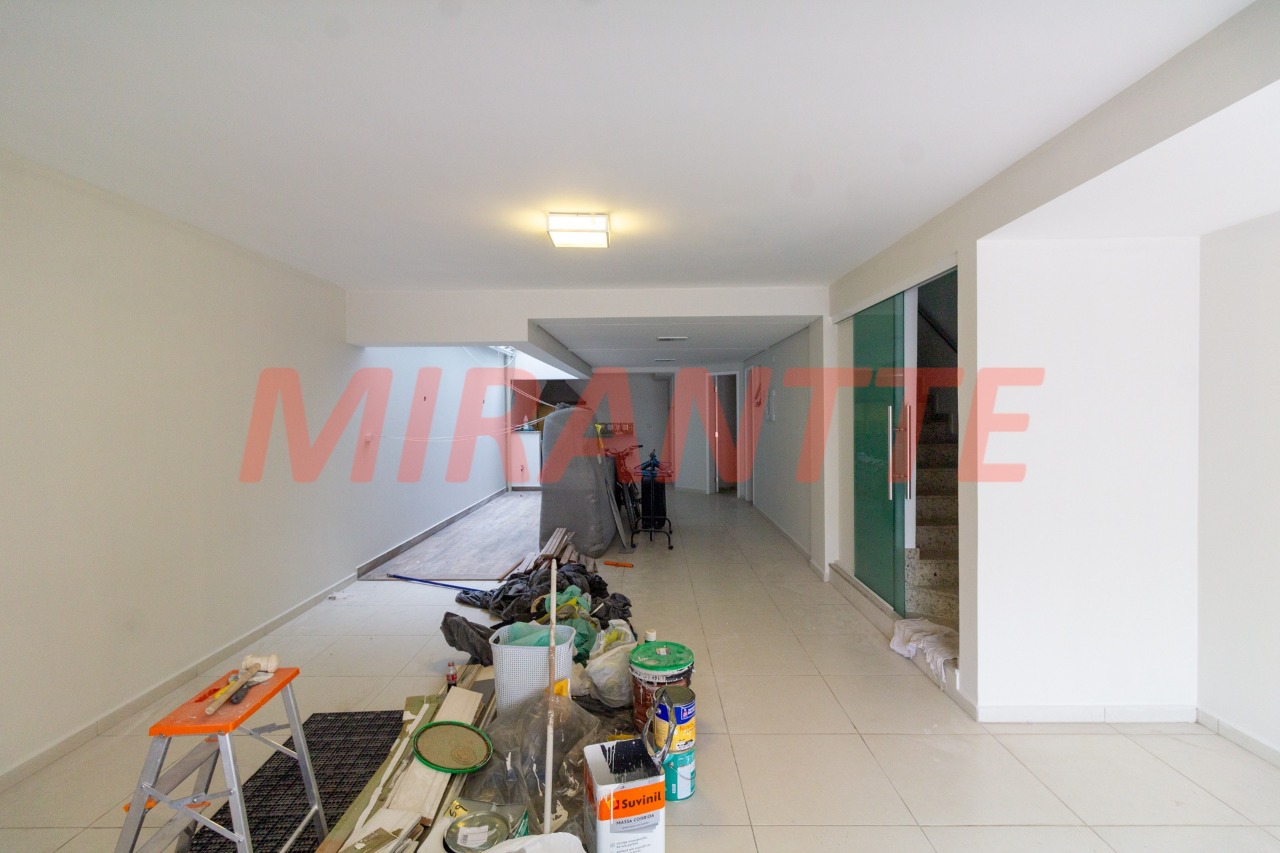 Sobrado de 300m² com 5 quartos em Jardim Bibi