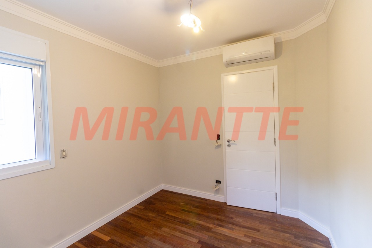 Sobrado de 300m² com 5 quartos em Jardim Bibi