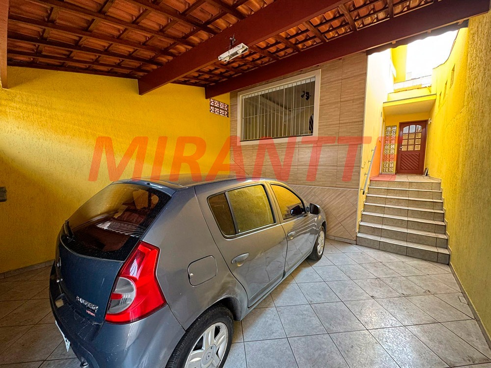 Sobrado de 93m² com 2 quartos em Jardim Mangalot